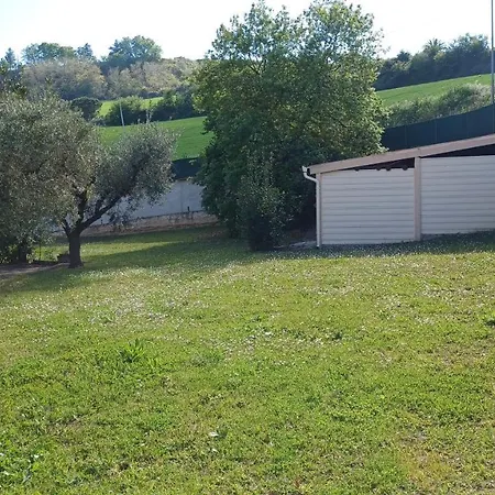 Verena, Casa Ferrari Oda ve Kahvaltı 3*