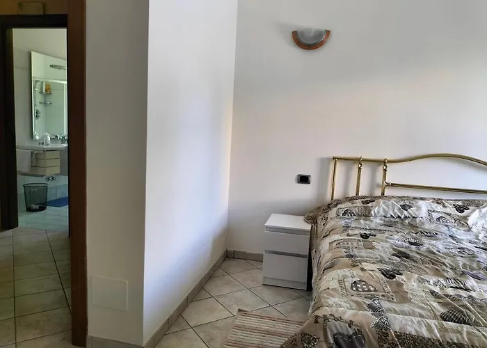 Verena, Casa Ferrari Oda ve Kahvaltı 3*